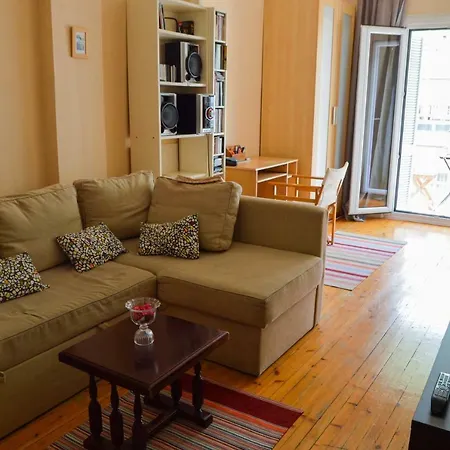 Appartement An For 2-4 Friends. Thessalonique